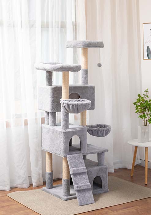 HS Large Cat Tree with ladder